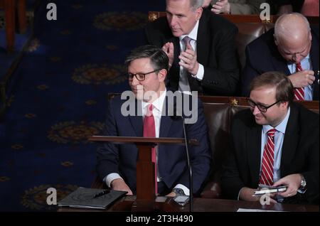 Washington, Usa. Oktober 2023. Mike Johnson, R-LA, wurde am Mittwoch, den 25. Oktober 2023 als neuer Sprecher des Repräsentantenhauses im US-Kapitol in Washington DC nominiert. Foto: Pat Benic/UPI Credit: UPI/Alamy Live News Stockfoto