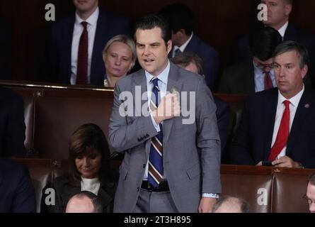 Washington, Usa. Oktober 2023. Matt Gaetz, R-FL, gibt am Mittwoch, den 25. Oktober 2023, im US-Kapitol in Washington DC seine Stimme für den neuen Präsidenten des Repräsentantenhauses ab. Foto: Pat Benic/UPI Credit: UPI/Alamy Live News Stockfoto