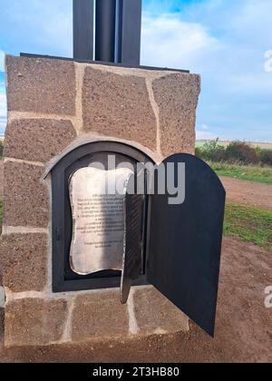Eine geschmiedete Skulptur der Flügel der Hoffnung am Aussichtspunkt