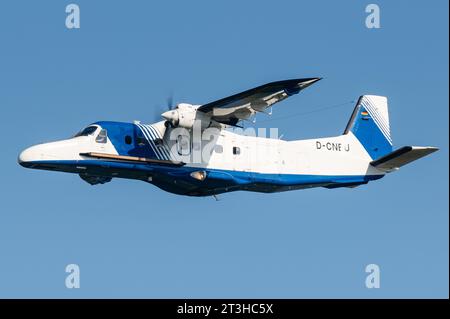 Ein Dornier 228 NXT (Do228 NXT) Short Take-off and Landing (STOL) Flugzeug, das von General Atomics AEROTEC Systems gebaut wurde. Stockfoto