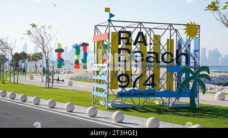974 oder Ras Abu Aboud Beach in Katar, ein neuer Strand in der Stadt Stockfoto