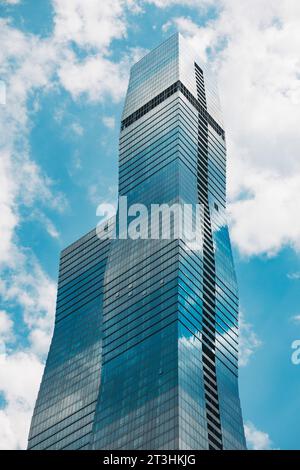 Die St. Regis Chicago (ehemals Wanda Vista Tower), ein moderner, superhoher Wolkenkratzer, der 2020 fertiggestellt wurde Stockfoto