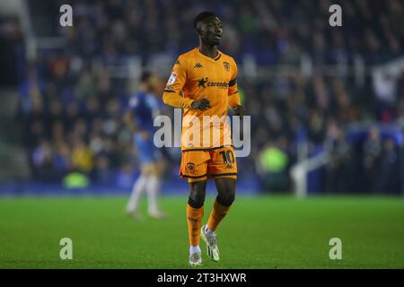 Birmingham, Großbritannien. Oktober 2023. Adama Traoré #10 von Hull City während des Sky Bet Championship Matches Birmingham City gegen Hull City in St Andrews, Birmingham, Großbritannien, 25. Oktober 2023 (Foto: Gareth Evans/News Images) in Birmingham, Großbritannien am 25.10.2023. (Foto: Gareth Evans/News Images/SIPA USA) Credit: SIPA USA/Alamy Live News Stockfoto