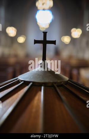 Die Taufschrift in der Metropolitan Cathedral Church of St David Cardiff South Wales UK Stockfoto