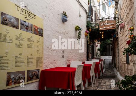 Il Ritrovo, Ein Pizzarestaurant in Ostuni, Italien. Stockfoto