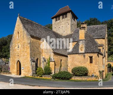 Vue Panorama de l'église du vieux bourg Stockfoto