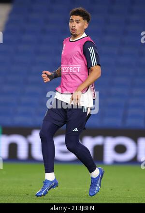 Tristan Gooijer aus Ajax während des Vorspieltrainings im AMEX Stadium, Brighton und Hove. Bilddatum: 25. Oktober 2023. Der Bildnachweis sollte lauten: Paul Terry/Sportimage Credit: Sportimage Ltd/Alamy Live News Stockfoto