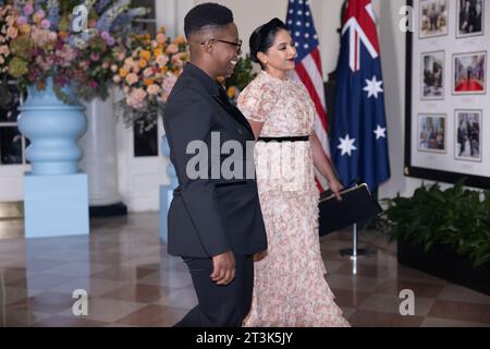 Washington, USA. Februar 2019. Gäste kommen am 25. Oktober 2023 zum Staatsessen zu Ehren des australischen Premierministers Anthony Albanese im Weißen Haus in Washington an. Foto: Tierney Cross/Pool/SIPA USA Credit: SIPA USA/Alamy Live News Stockfoto