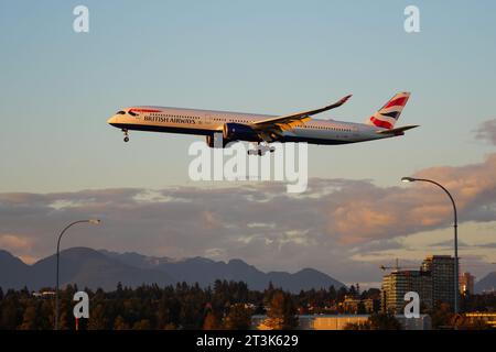 Richmond, British Columbia, Kanada. 30. September 2023. Ein British Airways Airbus A350-1000-Jetliner (G-XWBM) im Endanflug zur Landung auf dem Vancouver International Airport. (Credit Image: © Bayne Stanley/ZUMA Press Wire) NUR REDAKTIONELLE VERWENDUNG! Nicht für kommerzielle ZWECKE! Stockfoto