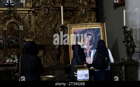 Mexiko-Stadt, Mexiko. Oktober 2023. Sakrale Kunst in der Metropolitan Cathedral in Mexiko-Stadt. Am 25. Oktober 2023 in Mexiko-Stadt, Mexiko (Credit Image: © Luis Barron/eyepix via ZUMA Press Wire) NUR REDAKTIONELLE VERWENDUNG! Nicht für kommerzielle ZWECKE! Stockfoto