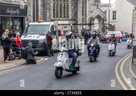 Scooter Rallye, der Ribble Valley Scooter Club trifft sich in Clitheroe Lancashire zu einer 3-tägigen Rallye-Veranstaltung, England, Großbritannien, september 2023 Stockfoto