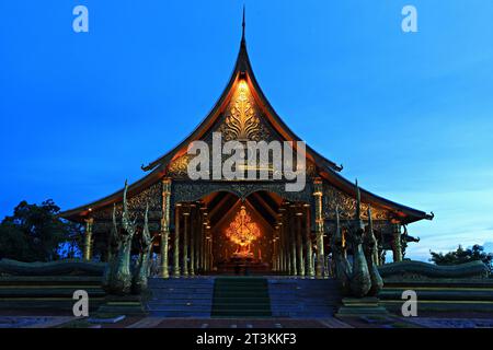 Öffentliche Sehenswürdigkeit Sirindhorn Wararam Phu Prao Tempel (Wat Phu Prao) in der Provinz Ubon Ratchathani, Thailand Stockfoto