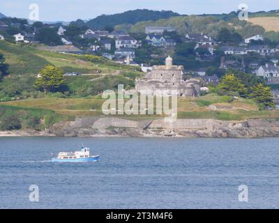 Blick auf St. Mawes Castle auf der Halbinsel Roseland in der Nähe von Falmouth England Stockfoto