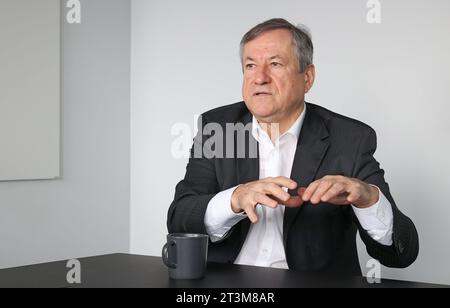 23.10.2023, Berlin - Deutschland. Hermann Waldner, Vorsitzender von Taxi Deutschland Berlin. *** 23 10 2023, Berlin Deutschland Hermann Waldner, Vorsitzender von Taxi Germany Berlin Stockfoto