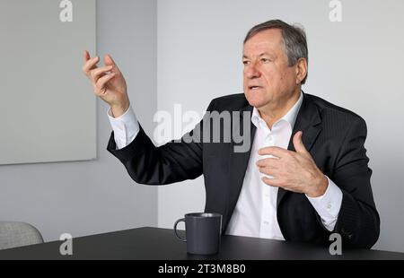 23.10.2023, Berlin - Deutschland. Hermann Waldner, Vorsitzender von Taxi Deutschland Berlin. *** 23 10 2023, Berlin Deutschland Hermann Waldner, Vorsitzender von Taxi Germany Berlin Stockfoto