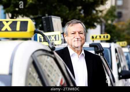 Berlin - Deutschland. Hermann Waldner, Vorsitzender von Taxi Deutschland Berlin. *** 23 10 2023, Berlin, Deutschland. Oktober 2023. Hermann Waldner, Chairman von Taxi Germany Berlin Credit: Imago/Alamy Live News Stockfoto