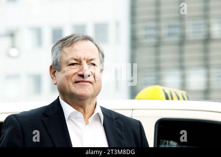 Berlin - Deutschland. Hermann Waldner, Vorsitzender von Taxi Deutschland Berlin. *** 23 10 2023, Berlin, Deutschland. Oktober 2023. Hermann Waldner, Chairman von Taxi Germany Berlin Credit: Imago/Alamy Live News Stockfoto