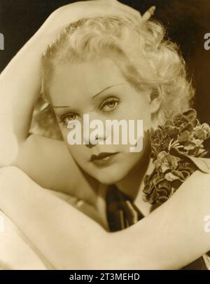 Porträt der amerikanischen Schauspielerin und Sängerin Alice Faye, USA 1940 Stockfoto