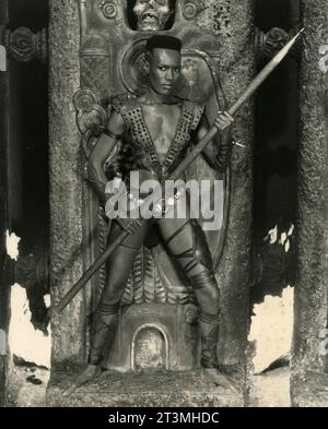 Die jamaikanisch-amerikanische Sängerin und Schauspielerin Grace Jones in dem Film Conan the Destroyer, USA 1984 Stockfoto
