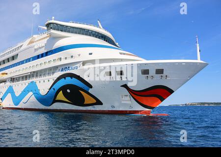 Kreuzfahrtschiff AIDAaura, deutsche Kreuzfahrtlinie AIDA Cruises, Segeln im Mittelmeer (verkauft an Greek Celestyal Cruises 2023 als Celestyal Discovery) Stockfoto