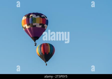 Albuquerque NM, USA - 7. Oktober 2023 - Start von Heißluftballons für Mass Stockfoto