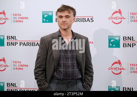 Rom, Italien. Oktober 2023. Regisseur Patrick Dickinson nimmt am Fotoaufruf des Films „Cottotail“ während des 18. Rom Film Festivals in Italien Teil. Quelle: SOPA Images Limited/Alamy Live News Stockfoto