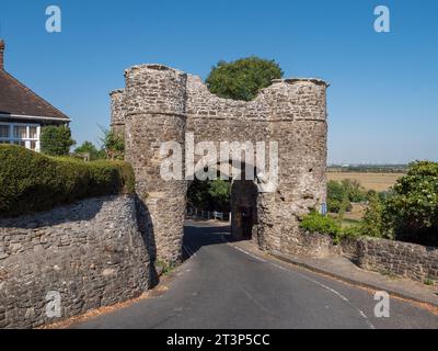 Das Strand Gate (Ende des 13. Jahrhunderts) in Winchelsea, East Sussex, Großbritannien. Stockfoto