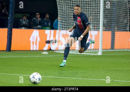 Paris, Frankreich. Oktober 2023. Kylian Mbappe von PSG während der UEFA Champions League, Gruppe F Fußballspiel zwischen Paris Saint-Germain und AC Milan am 25. Oktober 2023 im Parc des Princes Stadion in Paris, Frankreich - Foto Jean Catuffe/DPPI Credit: DPPI Media/Alamy Live News Stockfoto