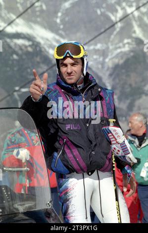 Italien Bormio 18.03.1995: Alberto Tomba, italienischer Skiläufer, während der Aufklärung vor dem Rennen Stockfoto