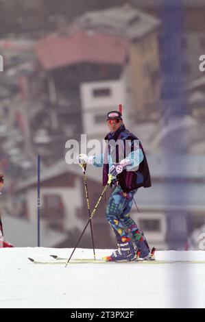 Italien Bormio 18.03.1995: Alberto Tomba, italienischer Skiläufer, während der Aufklärung vor dem Rennen Stockfoto