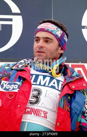 France Tignes 04.12.1994: Alberto Tomba, italienischer Skiläufer, während des WM-Rennens 1994/1995 Stockfoto