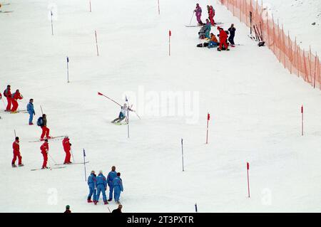 France Tignes 04.12.1994: Alberto Tomba, italienischer Skiläufer, während des WM-Rennens 1994/1995 Stockfoto