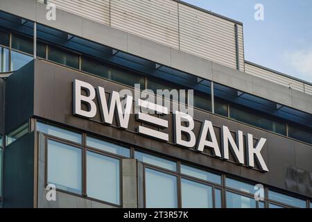 BW-Bank, kleiner Schloßplatz, Stuttgart, Baden-Württemberg, Deutschland *** BW Bank, kleiner Schloßplatz, Stuttgart, Baden Württemberg, Deutschland Credit: Imago/Alamy Live News Stockfoto