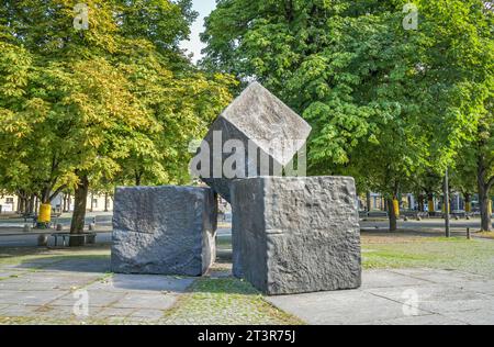 Mahnmal für die Opfer des Nationalsozialismus von Elmar Daucher, Karlsplatz, Stuttgart, Baden-Württemberg, Deutschland *** Gedenkstätte für die Opfer des Nationalsozialismus von Elmar Daucher, Karlsplatz, Stuttgart, Baden Württemberg, Deutschland Credit: Imago/Alamy Live News Stockfoto