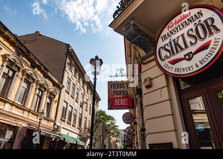 Bukarest, Rumänien. September 2023. Lokale Bars, Cafés und Restaurants in der Großen Altstadt der rumänischen Hauptstadt Bukarest, Rumänien. (Foto: John Wreford/SOPA Images/SIPA USA) Credit: SIPA USA/Alamy Live News Stockfoto