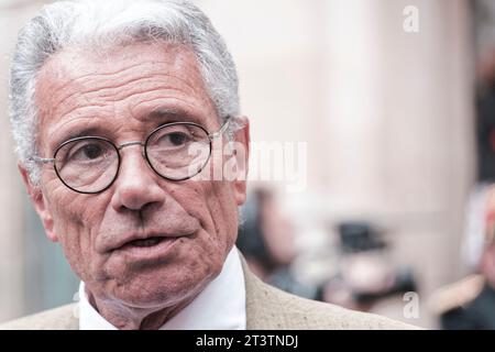 Paris, Frankreich. 14. April 2016. Jean-Marie Périer nimmt an der Ernennung von Marc Lambron zur Academie Francaise in Paris Teil Stockfoto