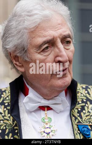 April 2016 Jean-Loup Dabadie nimmt an der Ernennung von Marc Lambron zur Academie Francaise, Paris, Frankreich Teil Stockfoto