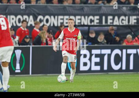 Alkmaar, Niederlande. Oktober 2023. Jordy Clasie (AZ) Fußball/Fußball : UEFA Europa Conference League Gruppenspiel Gruppe E zwischen AZ Alkmaar 1-4 Aston Villa FC im AZ Stadion in Alkmaar, Niederlande . Quelle: Mutsu Kawamori/AFLO/Alamy Live News Stockfoto