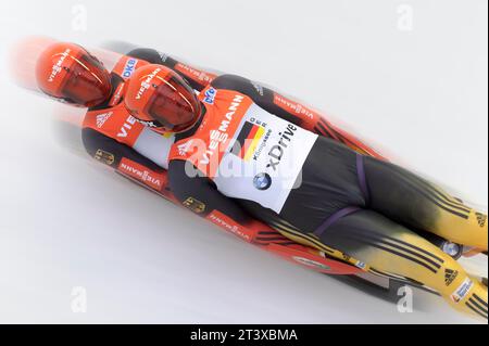 Tobias Wendl und Tobias Arlt Aktion Viessmann Rodel Welt Cup Teamstaffel in Königssee, Deutschland am 04.01.2015 Stockfoto