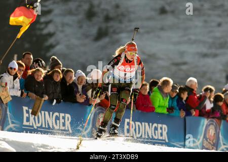 Franziska Hildebrand Aktion Biathlon Weltcup 10 KM Verfolgung der Frauen in Hochfilzen, Oesterreich am 12.12.2015 Stockfoto