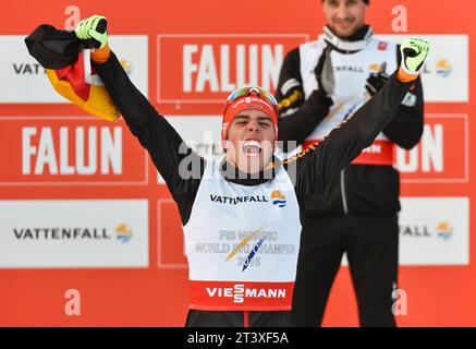 Johannes Rydzek Weltmeister Jubel bei Siegerehrung FIS NORDISCHE SKI-WELTMEISTERSCHAFT 2015 in Falun, Schweden am 20.02.2015 Stockfoto
