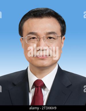 Peking, China. Oktober 2023. Ein Aktenfoto von Li Keqiang. Li Keqiang, Mitglied des Ständigen Ausschusses des Politbüros des Zentralkomitees der 17., 18. Und 19. Kommunistischen Partei Chinas und ehemaliger Ministerpräsident, starb am Freitag in Shanghai im Alter von 68 Jahren. Quelle: Xinhua/Alamy Live News Stockfoto