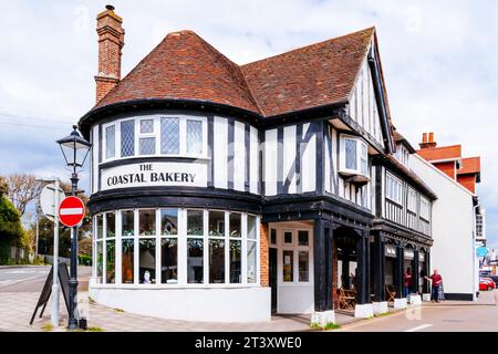 Gebäude im Tudor-Stil. Milford on Sea, New Forest, Hampshire, England, Vereinigtes Königreich, Europa Stockfoto