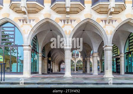 Die Guildhall früh am Morgen in Northampton, England, Großbritannien. Stockfoto