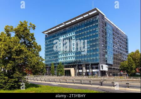 Warschau, Polen - 25. Juli 2021: Bürokomplex Focus Filtrowa in der Wawelska Straße im Bezirk Mokotow in Warschau Stockfoto