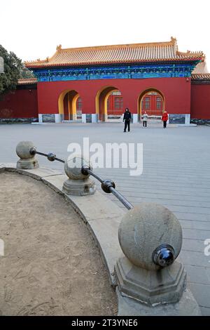 PEKING - 22. Dezember: Der Pavillon im traditionellen chinesischen Stil im Zhongshan Park, am 22. Dezember 2013 in peking, china. Stockfoto