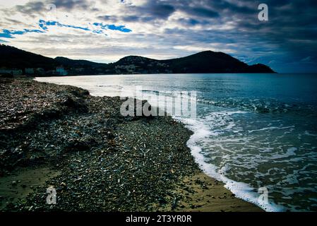 Eine Reihe von Landschaften der mittelmeerküste in der Gemeinde Saint Cyr sur Mer (Var) in Südfrankreich. Stockfoto