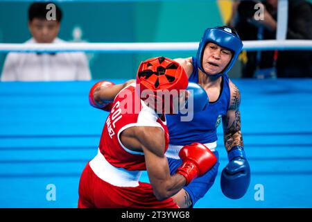 Santiago, Brasilien. Oktober 2023. CHILE - SANTIAGO - 10/27/2023 - PAN AMERICAN GAMES SANTIAGO 2023, BOX - brasilianischer Athlet Beatriz Ferreira, im Finale des Boxwettbewerbs, Kategorie 60 kg, im Olympischen Trainingszentrum während der Pan American Games Santiago 2023. Foto: Gabriel Heusi/AGIF (Foto: Gabriel Heusi/AGIF/SIPA USA) Credit: SIPA USA/Alamy Live News Stockfoto