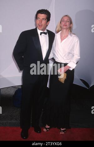 1999 John Kennedy Jr Carolyn Bessette Kennedy John Barrett/PHOTOlink.net Stockfoto