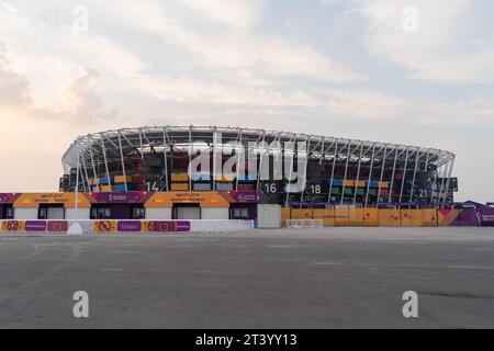 Doha, Katar - 10. Dezember 2022: Das Stadion 974, früher Ras Abu Aboud Stadium, ist ein Fußballstadion, das in Doha, Katar, für die 202er Jahre gebaut wurde Stockfoto